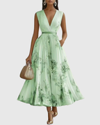 Elegant maxi dress for parties and special occasions – Pleated dress for women