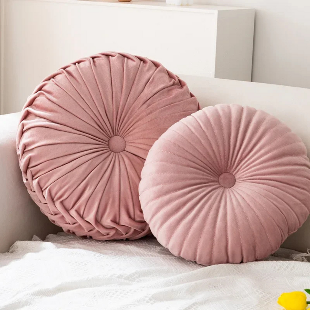 Round decorative cushion for indoor use