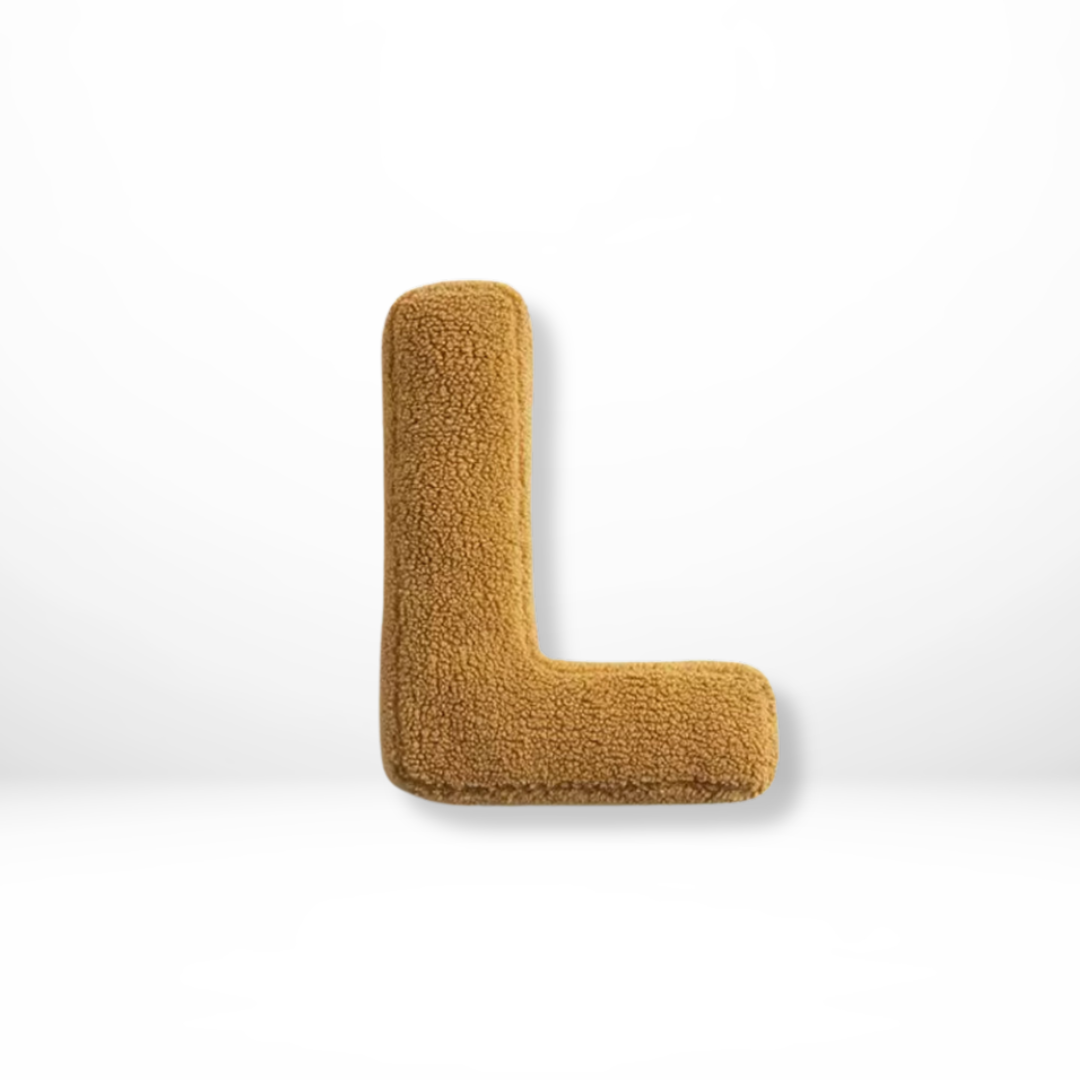 Pyntepude i fløjl formet som bogstav A–Z