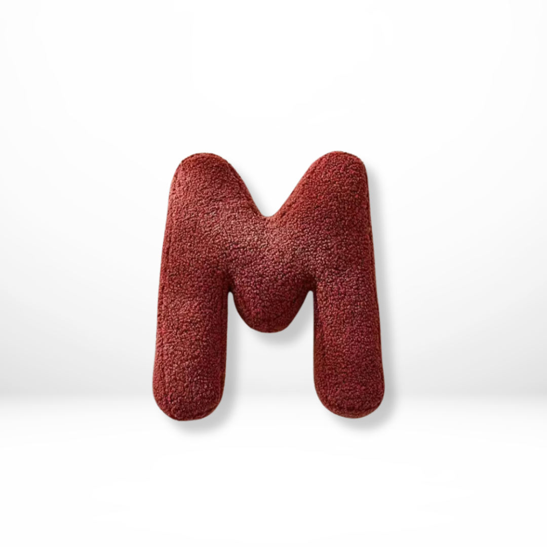 Pyntepude i fløjl formet som bogstav A–Z