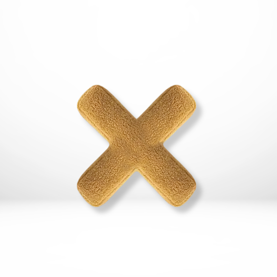 Pyntepude i fløjl formet som bogstav A–Z