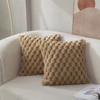 Decorative cushion in velvet for indoor use