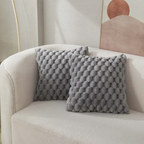 Decorative cushion in velvet for indoor use