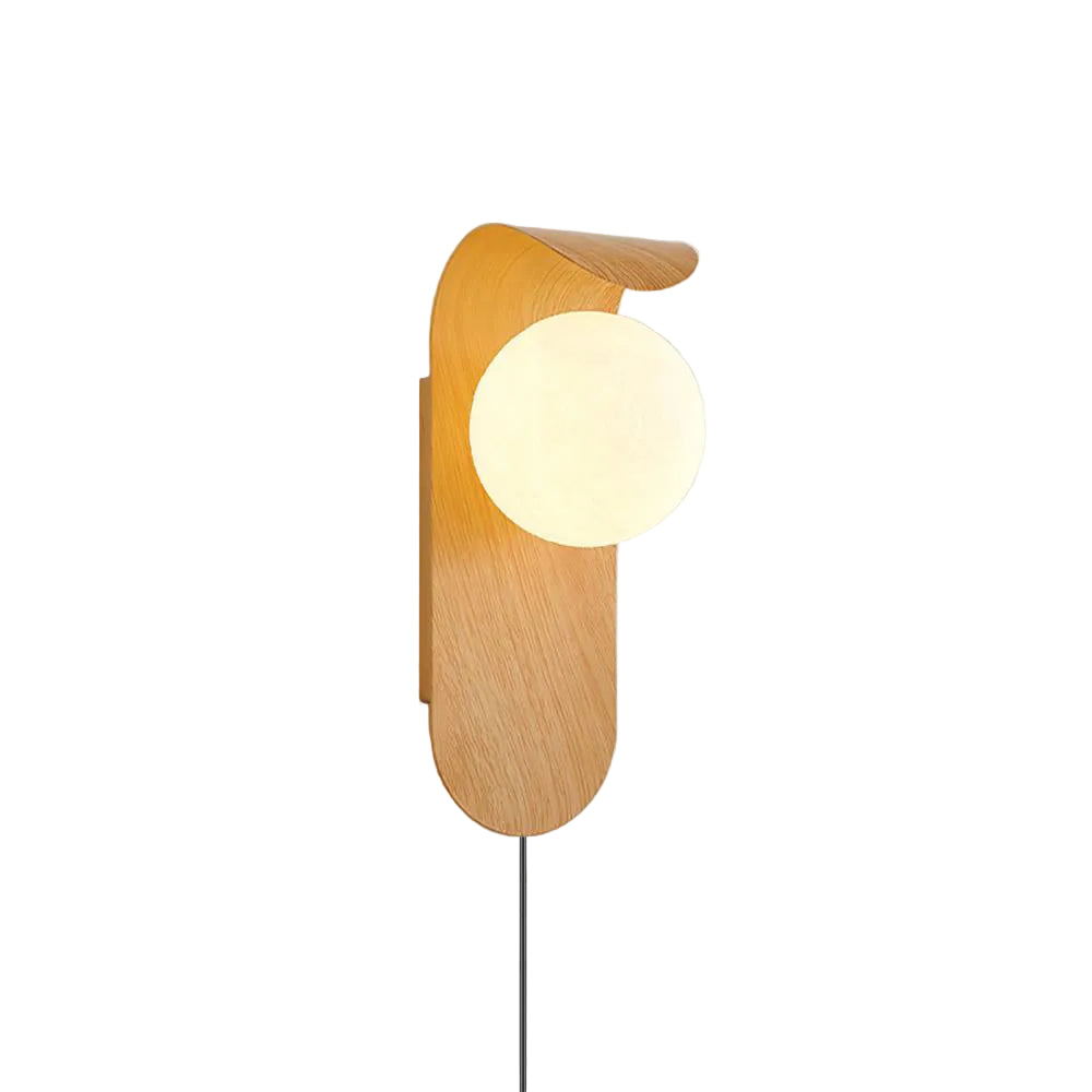 Wall lamp in wood with glass globe for indoor use