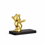 Decorative storage for wine bottles – Wine bottle holder in ceramic shaped like a bear