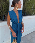 Sleeveless midi dress for warm days – V-neck dress for women