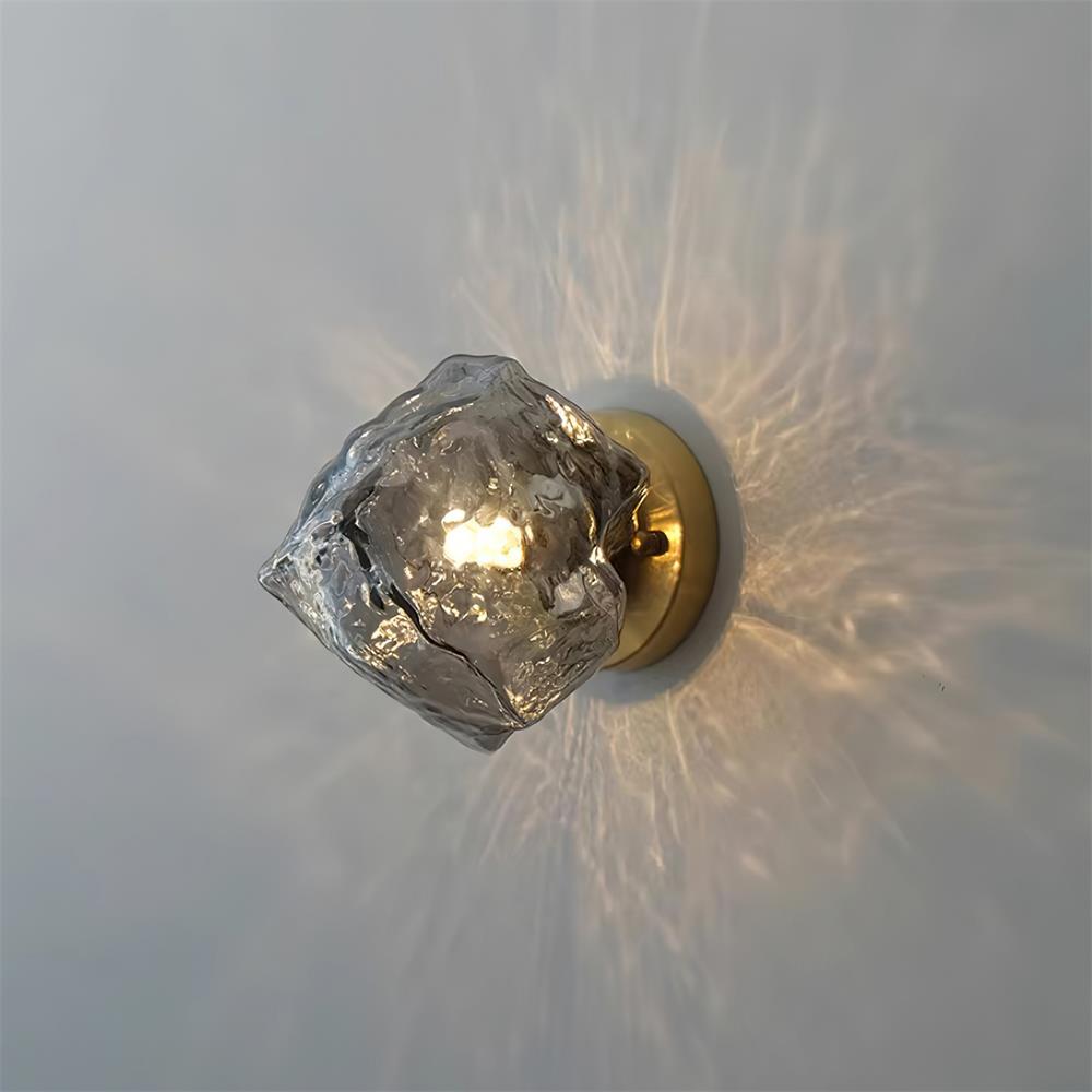 Væglampe med Kompakt Opbygning til Indendørs Brug