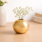 Decorative home decor for living room and entrance – Sphere-shaped ceramic vase with gold finish