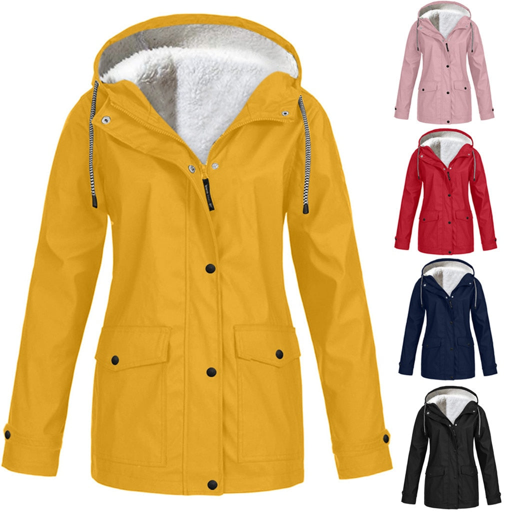 Water- and windproof jacket for outdoor use – Lined jacket for women