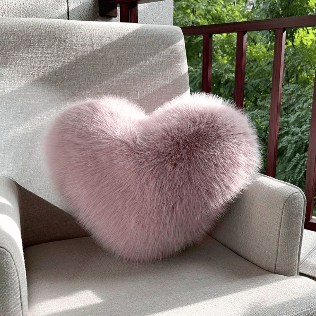 Heart-shaped decorative pillow in faux fur