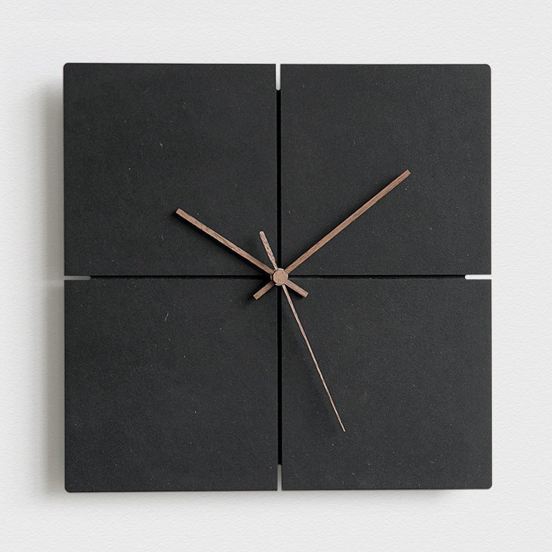 Simple time display for modern spaces – Wall clock with minimalist design