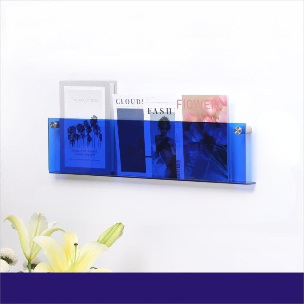 Space-saving wall storage for books and documents – Wall-mounted magazine holder