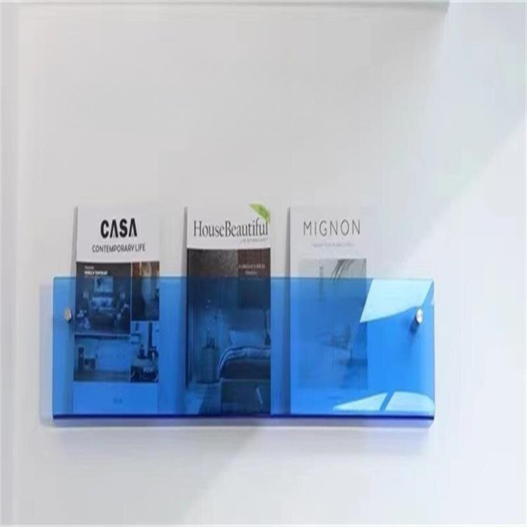 Space-saving wall storage for books and documents – Wall-mounted magazine holder