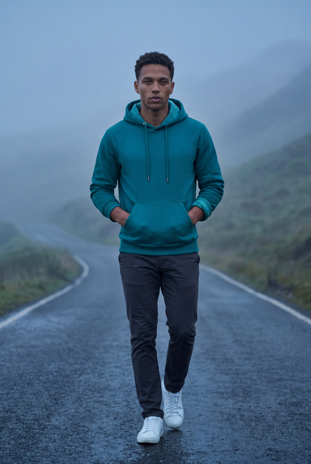 Comfortable hoodie for cold days – Hooded sweatshirt with pocket for men