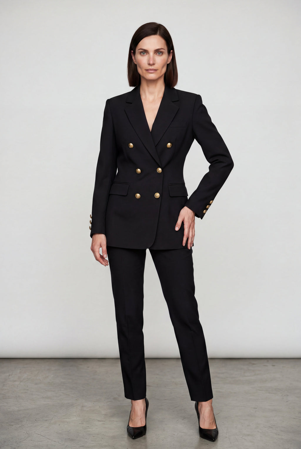 Elegant blazer for work and parties – Double-breasted blazer with gold-colored buttons for women