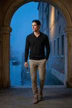 Modern polo for work and everyday use – Long-sleeve polo without buttons for men
