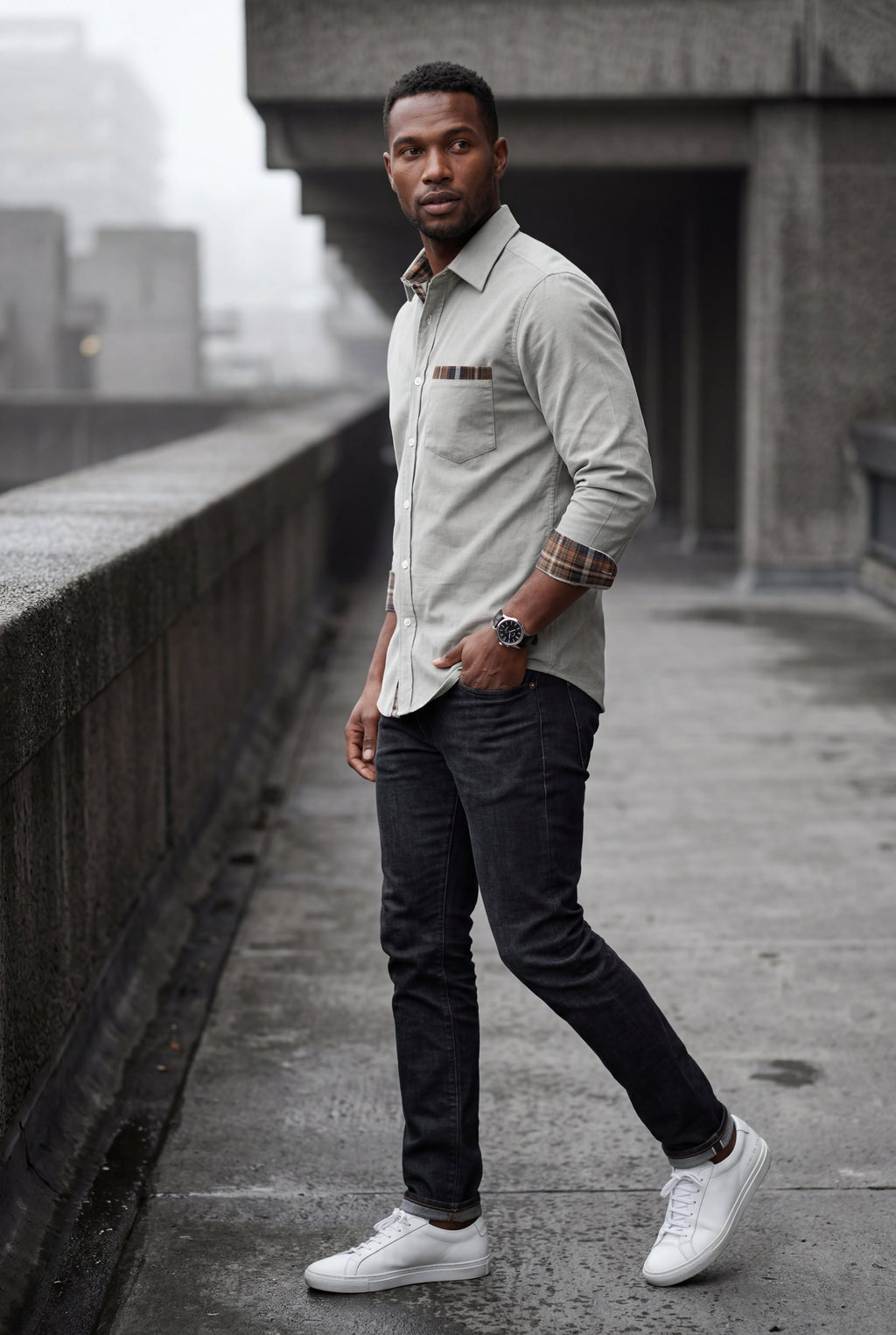 Casual shirt for everyday use – Shirt with checkered details for men