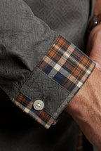 Casual shirt for everyday use – Shirt with checkered details for men