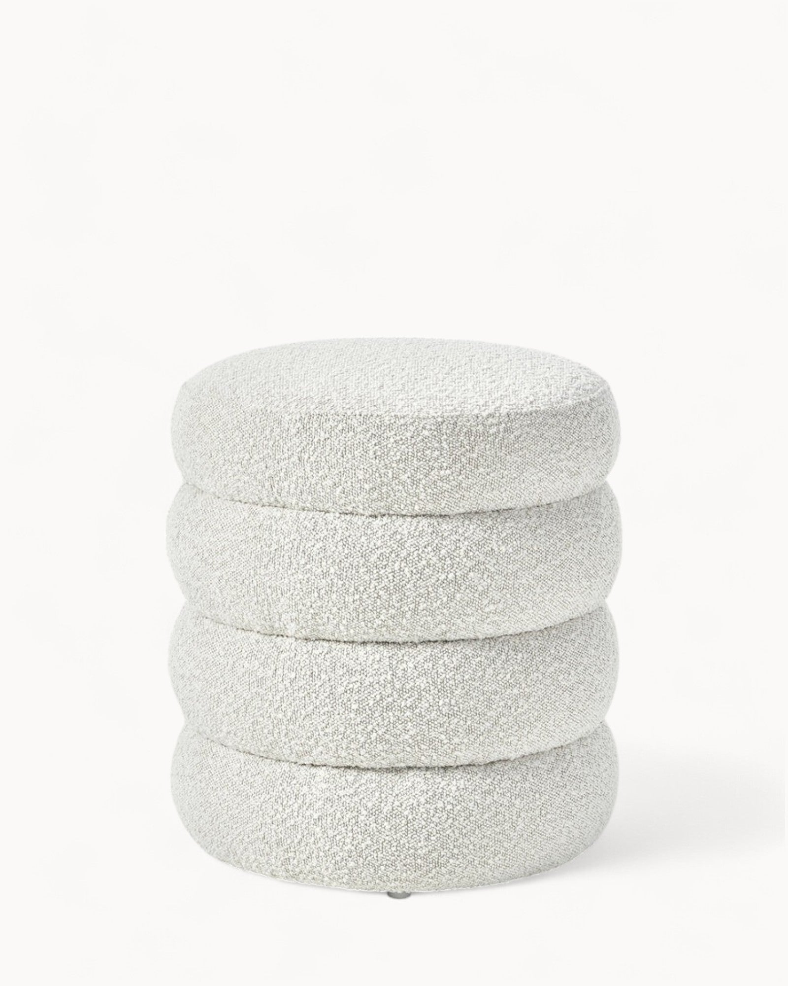 Alto Velvet – Rund skammel i cremet hvid velour