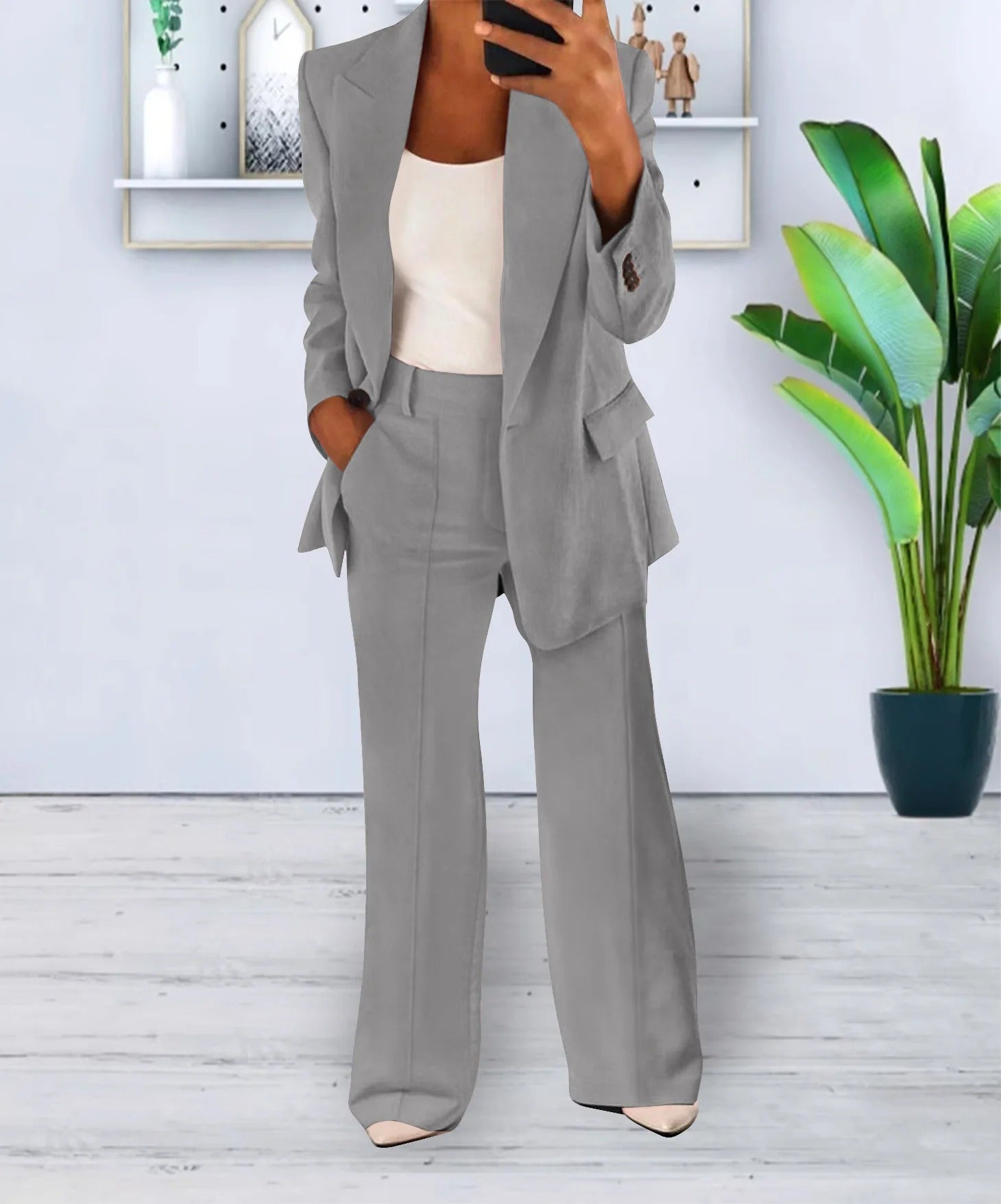 Matching outfit for work and parties – Blazer and pants set for women