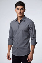 Fitted shirt for work and everyday use – Long-sleeve shirt with classic collar for men