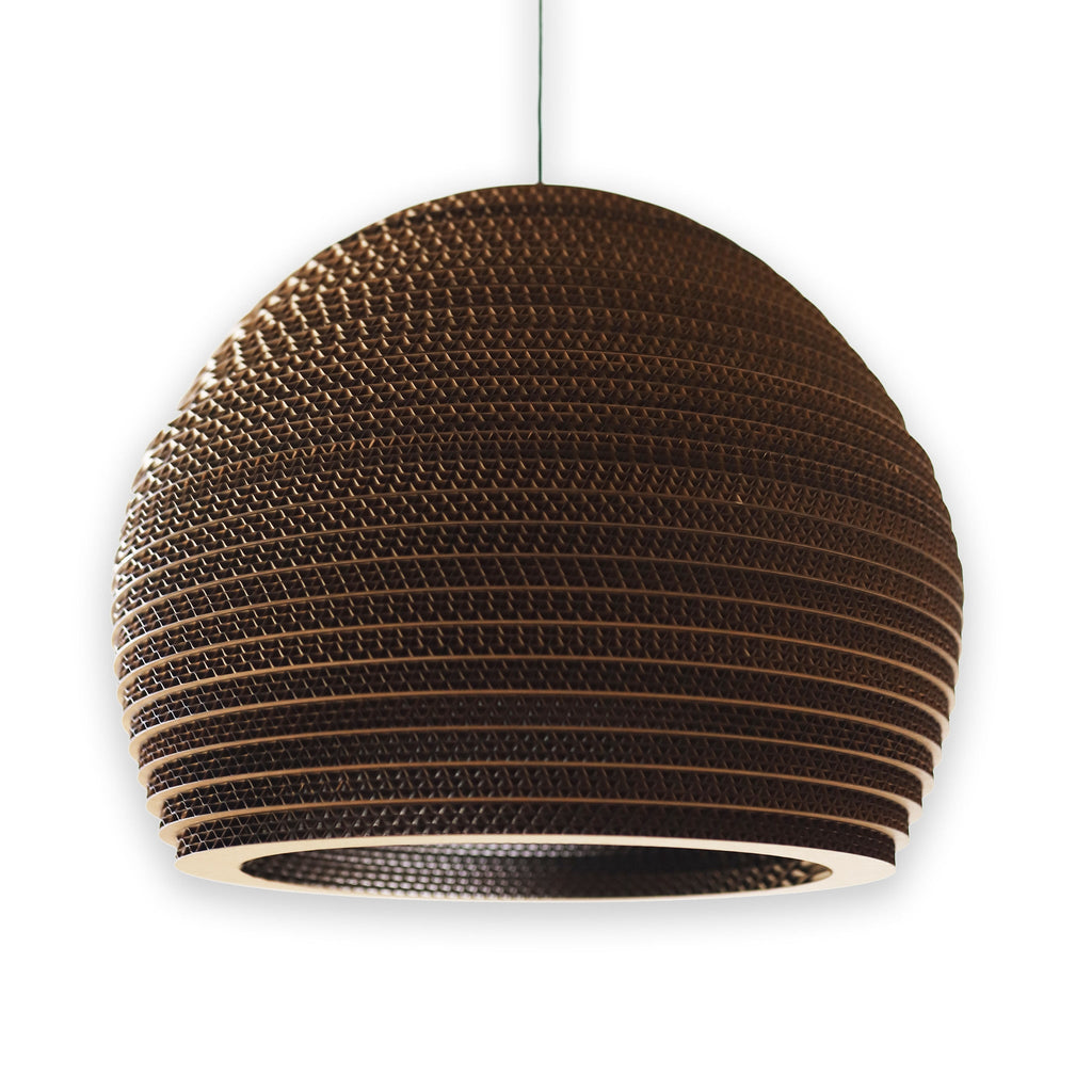 Pendellampe med Lagdelt Opbygning til Indendørs Brug