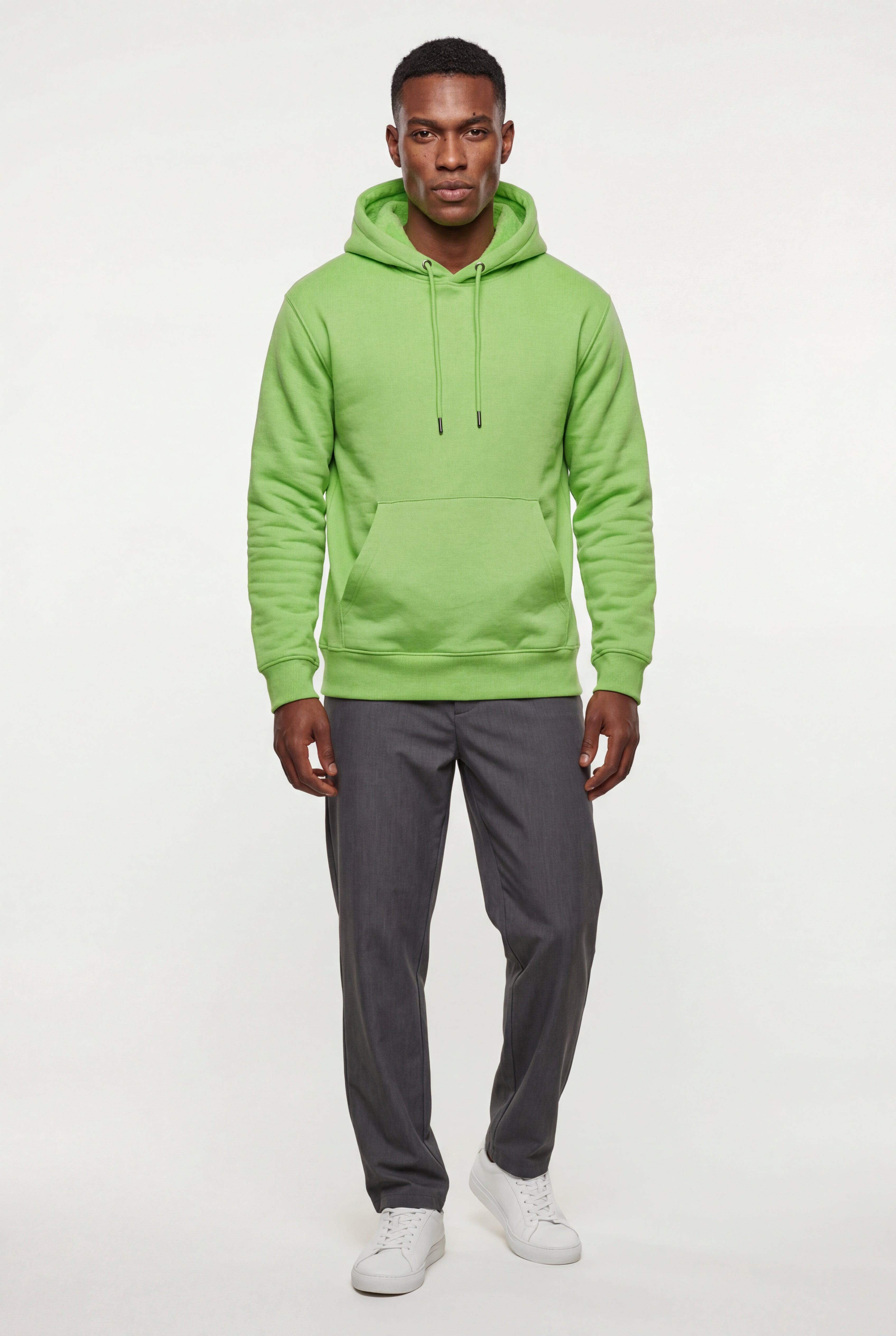 Komfortabel hoodie til kolde dage – Hættetrøje med lomme til mænd