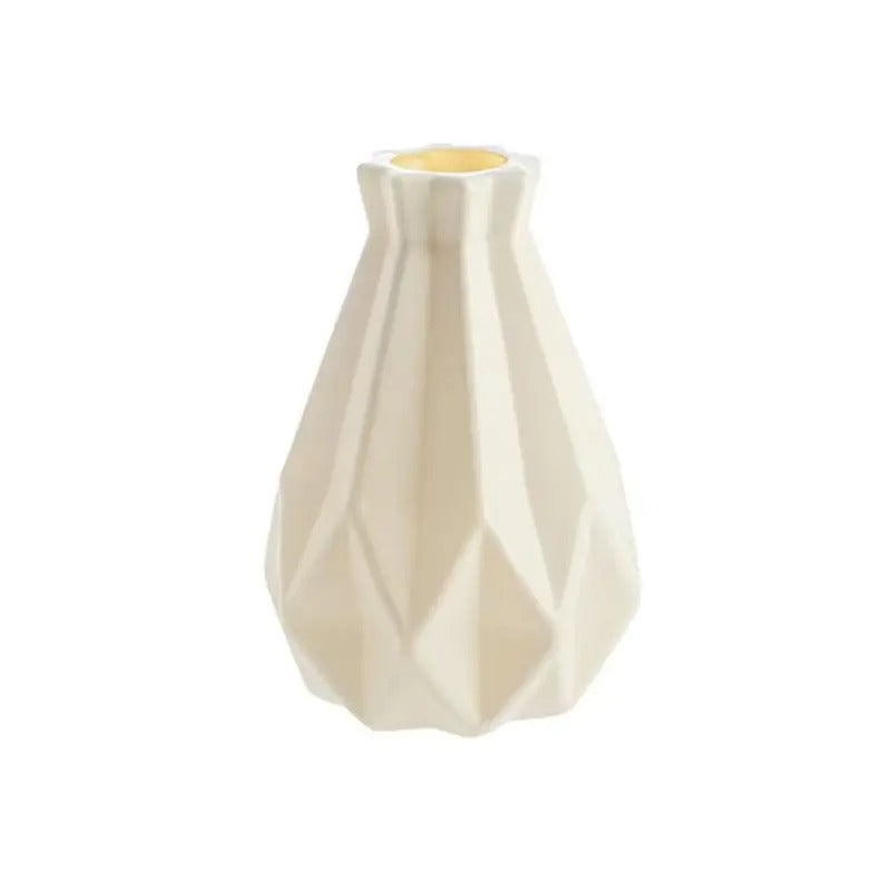 Vase in ceramic look for indoor use