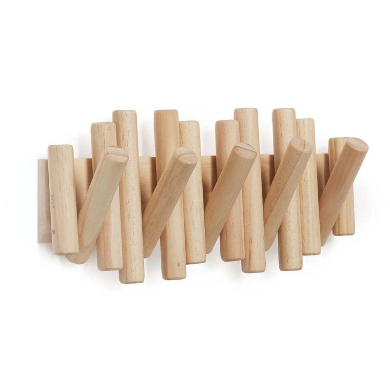 Væggarderobe i træ til ophæng af tøj