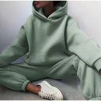 Comfortable jogging set for relaxation and everyday use – Oversized set with high waist for women