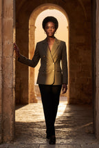 Elegant blazer for work and parties – Double-breasted blazer with gold-colored buttons for women