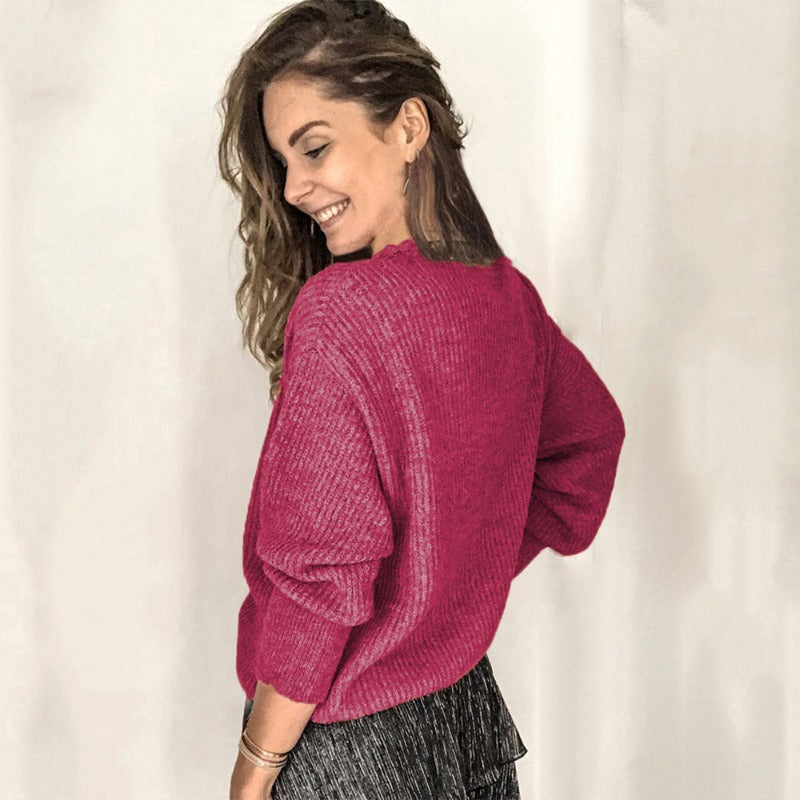 Warm knit sweater for everyday use – V-neck knit sweater for women