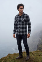 Ternet shirt for everyday use – Long-sleeved shirt with buttons for men