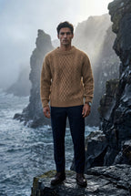 Classic sweater for cold days – Long-sleeve cable knit for men