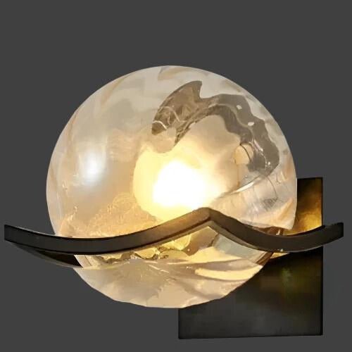 Diffused wall lighting for living room and hallway – Wall lamp with soft light distribution