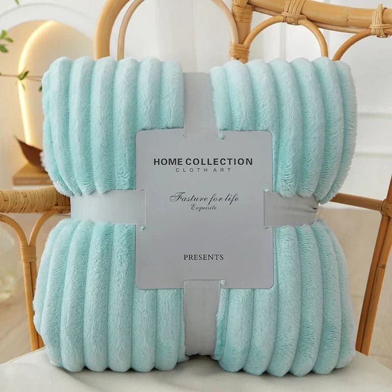 Flannel fleece blanket with striped pattern
