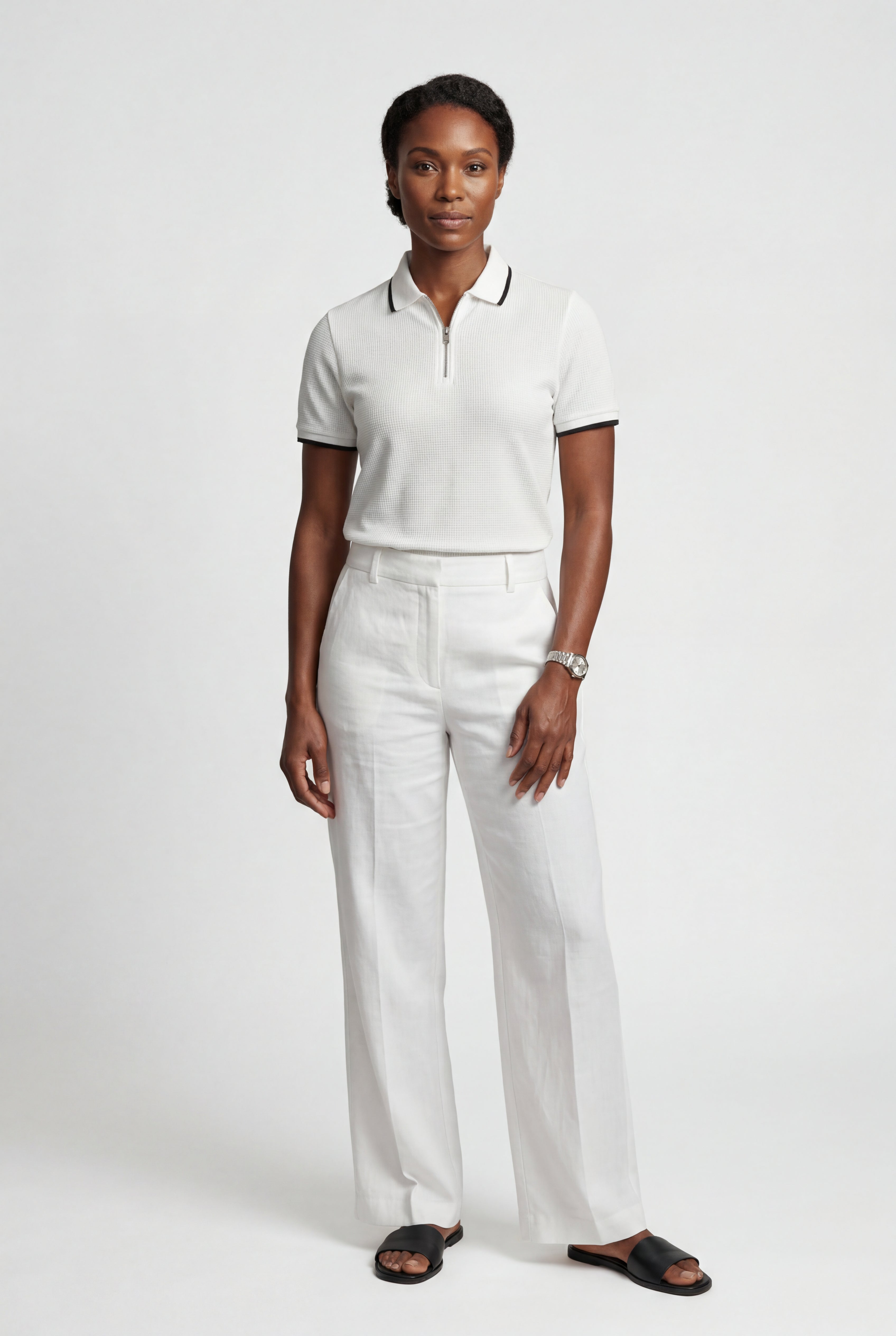 Casual polo for everyday use – Textured polo with half zipper for women