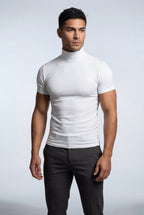 Fitted t-shirt for everyday use – Short-sleeve t-shirt with turtleneck for men